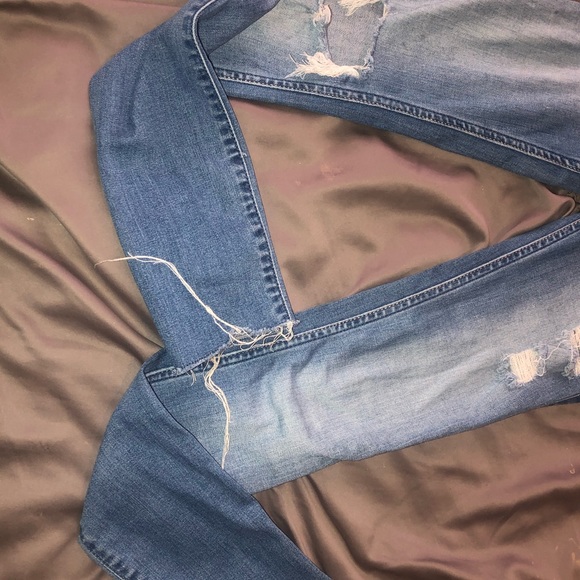 Low Rise Crop Skinny Jeans - Picture 3 of 3